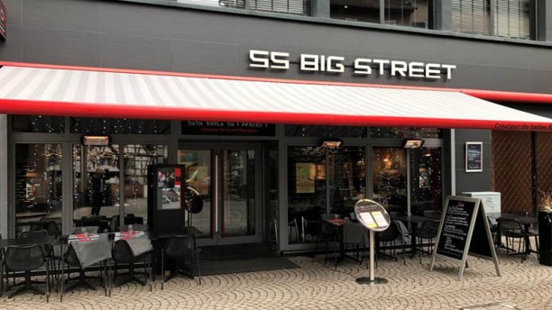 restaurant Big Street